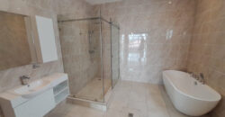 4 bedroom house for sale at Lakeside