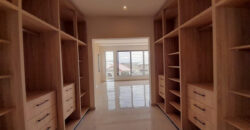 4 bedroom house for sale at Lakeside