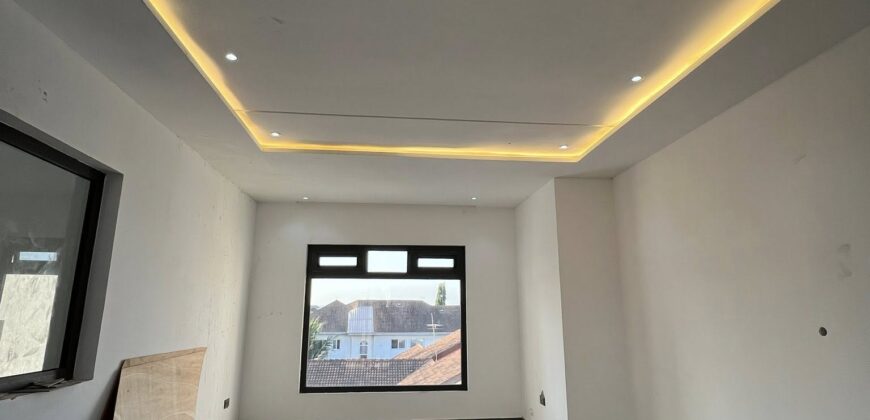 5 Bedroom House for sale in East Legon