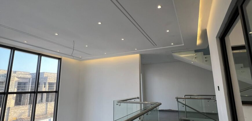 5 Bedroom House for sale in East Legon