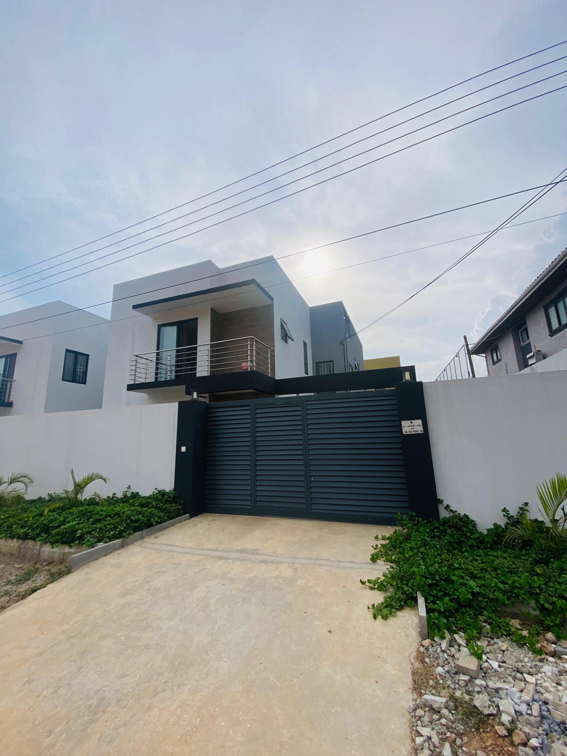 4 Bedroom House for Rent in East Legon