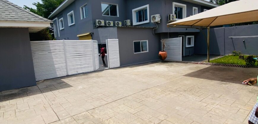 Prime 5-Bedroom Executive Residence in Labone