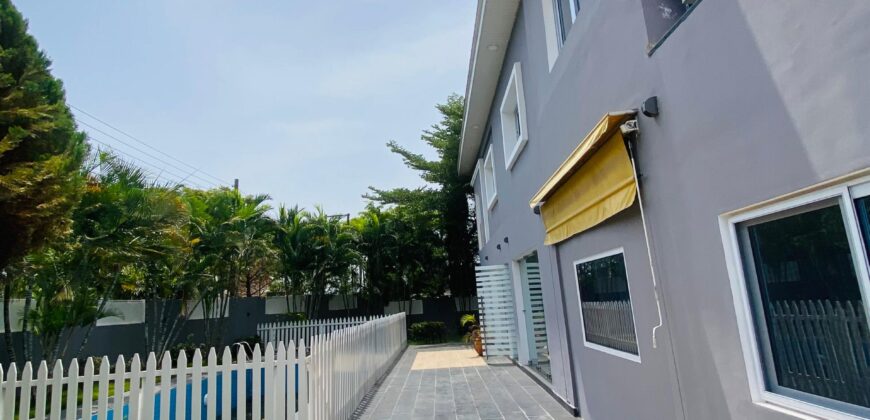 Prime 5-Bedroom Executive Residence in Labone