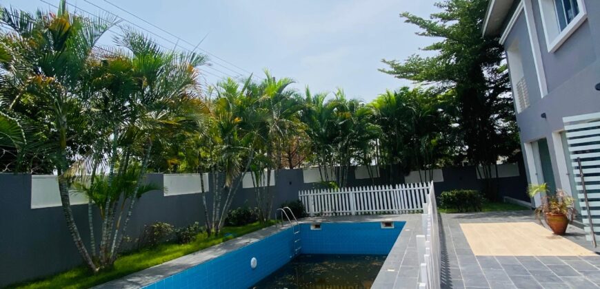 Prime 5-Bedroom Executive Residence in Labone