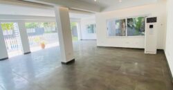 Prime 5-Bedroom Executive Residence in Labone