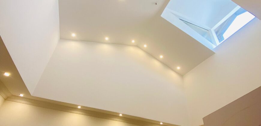 Prime 5-Bedroom Executive Residence in Labone