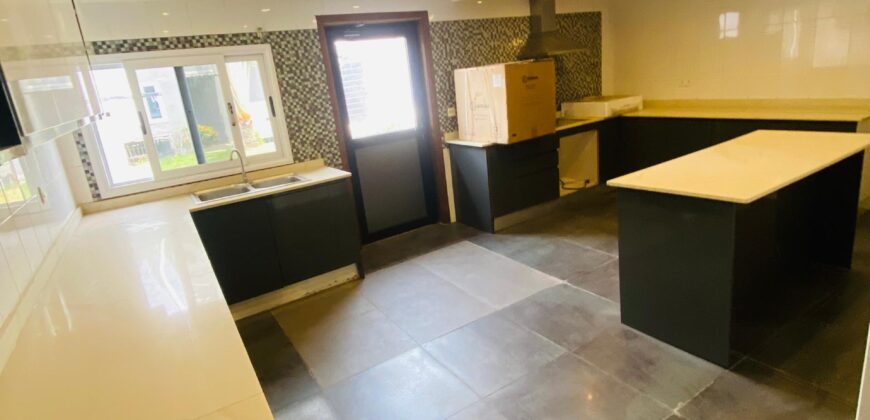 Prime 5-Bedroom Executive Residence in Labone